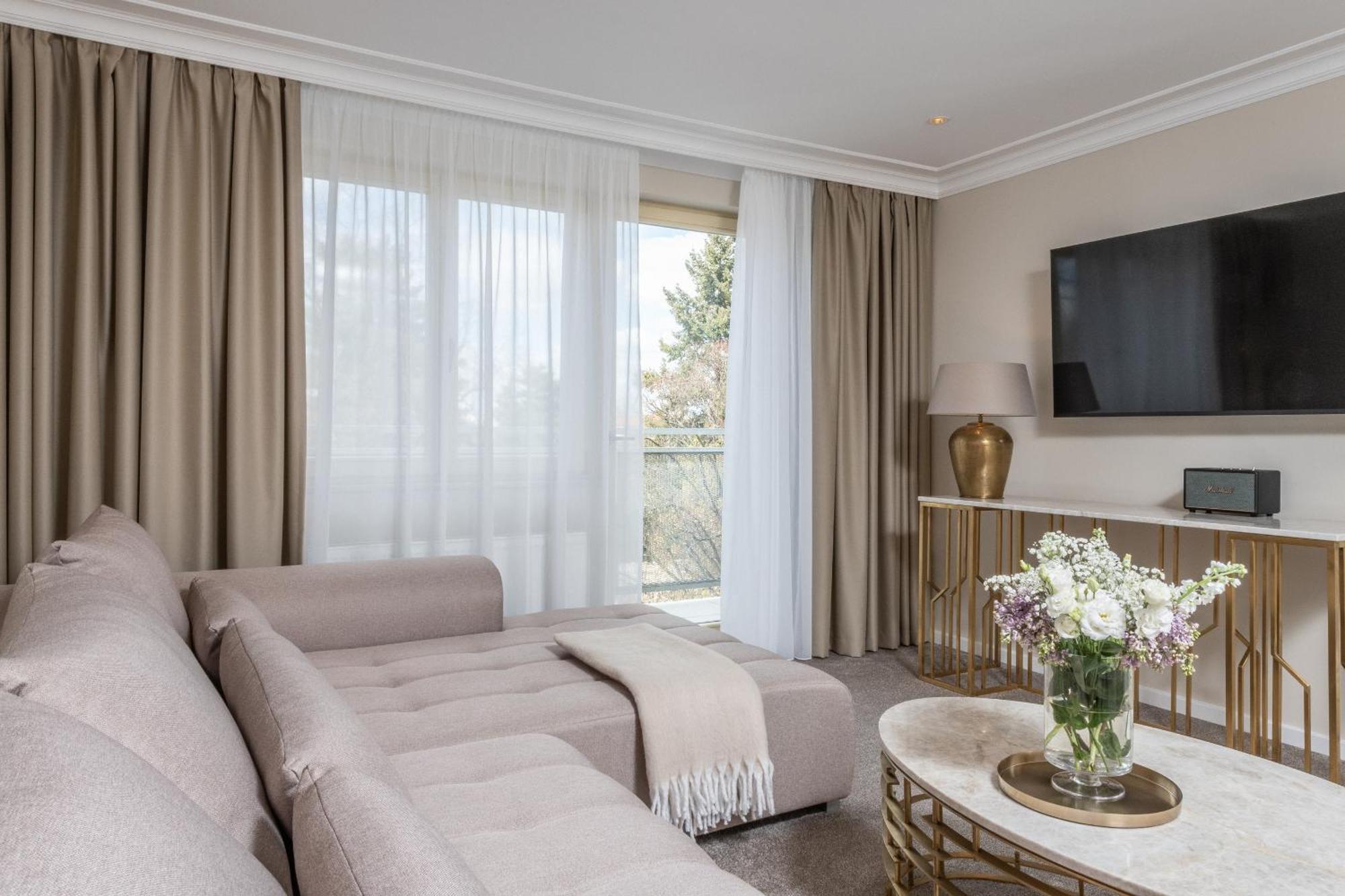 Mamma'S Boutique Hotel 波杰布拉迪 外观 照片